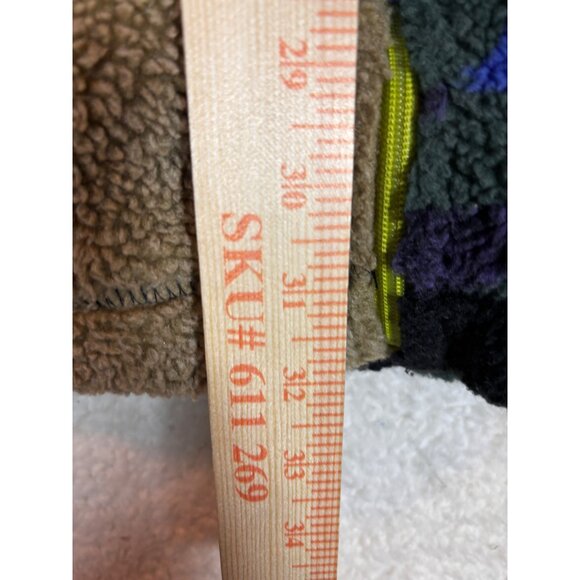 Urban Outfitters Sherpa Fleece Jacket With Aztec Pattern & Neon Zippers - Picture 13 of 16